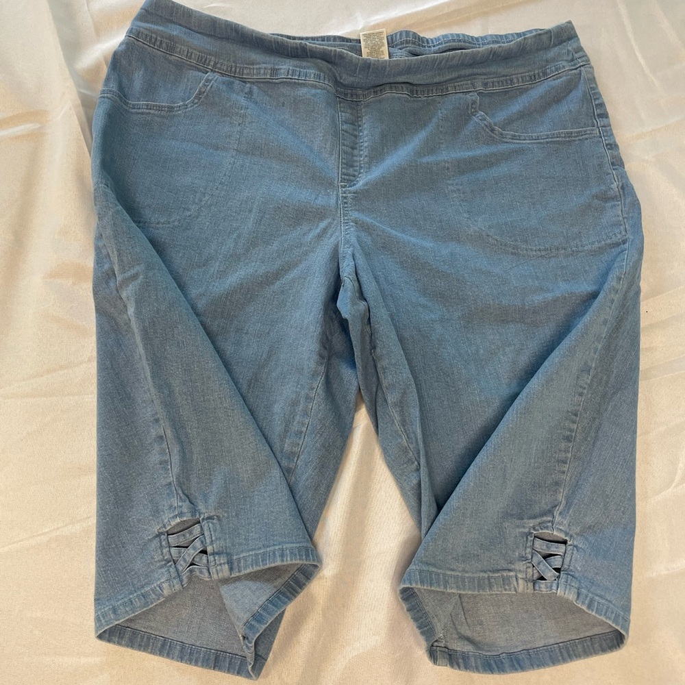 Blue Denim Capri Pants/light blue summer shorts size 2xL